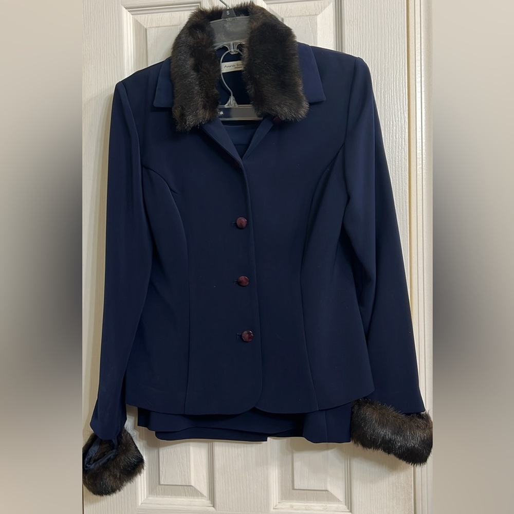 New Jacklin smith women’s navy suit